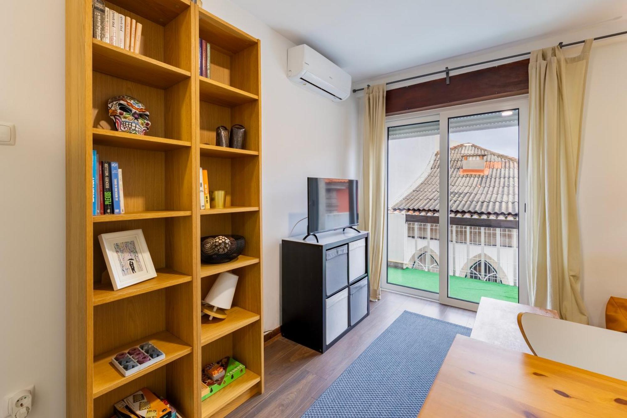 Cosy Remodeled Apartment In The City Center Fundão Eksteriør billede