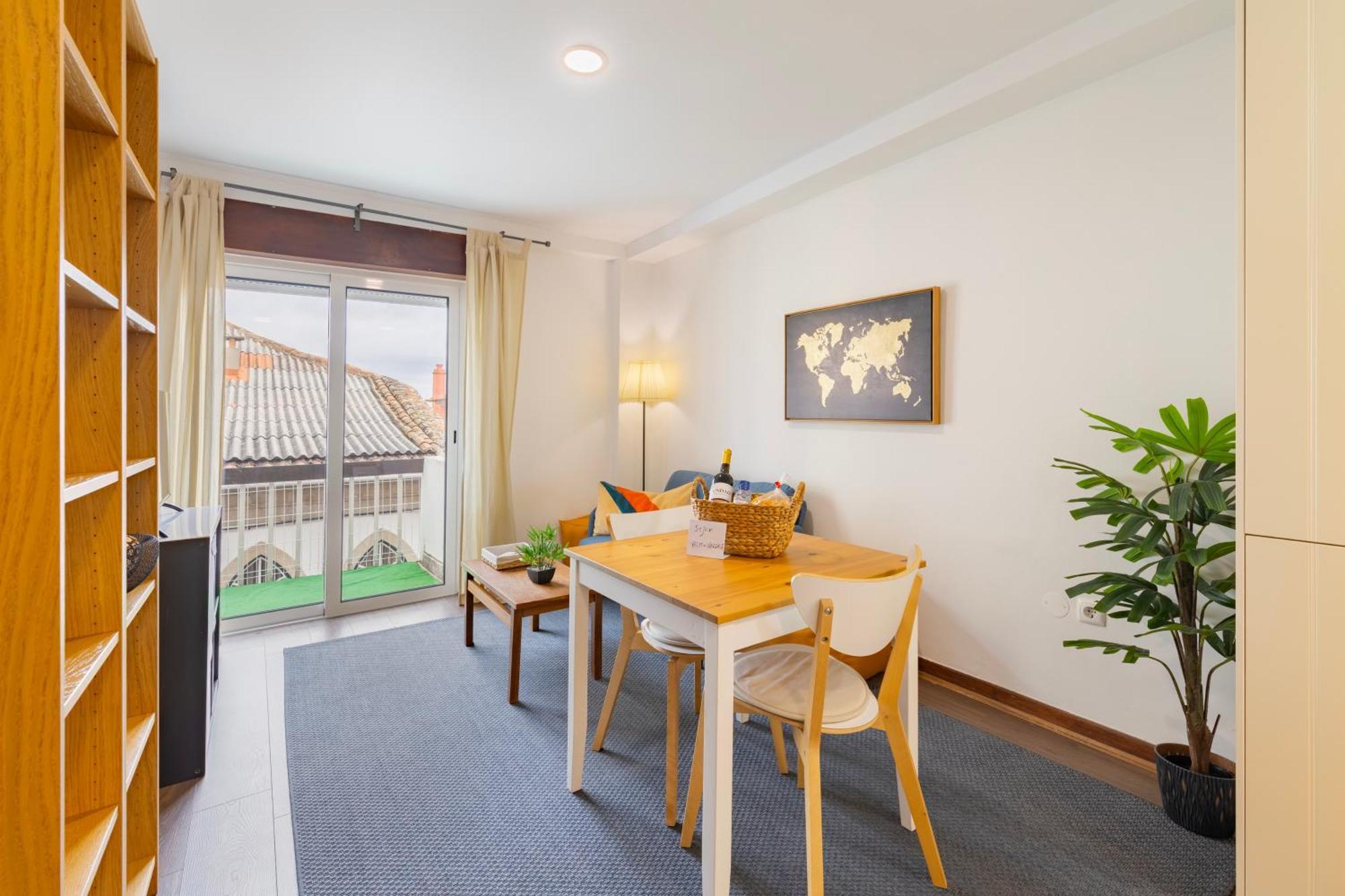 Cosy Remodeled Apartment In The City Center Fundão Eksteriør billede